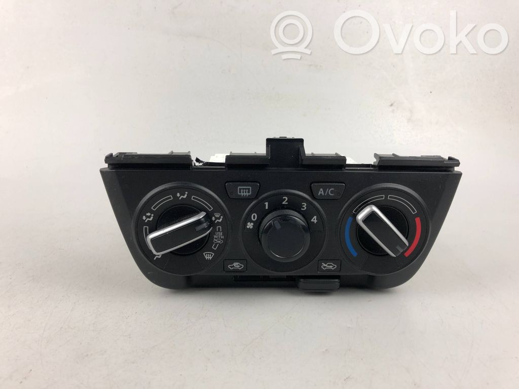 Suzuki Swift III Climate control unit 
