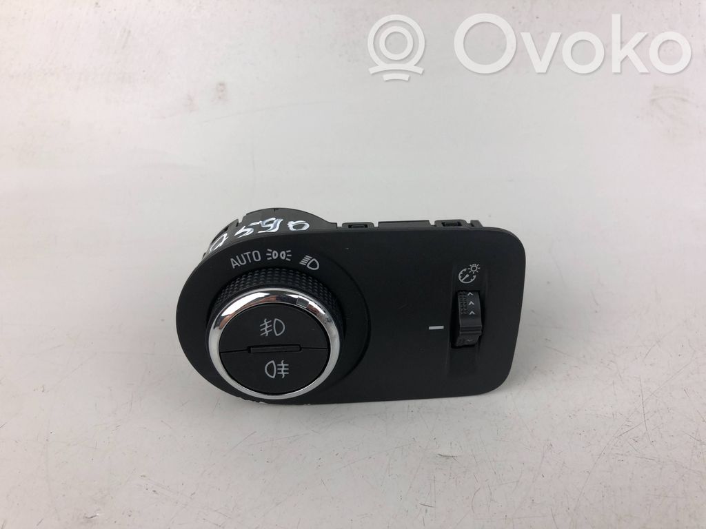 Opel Zafira C Light switch 