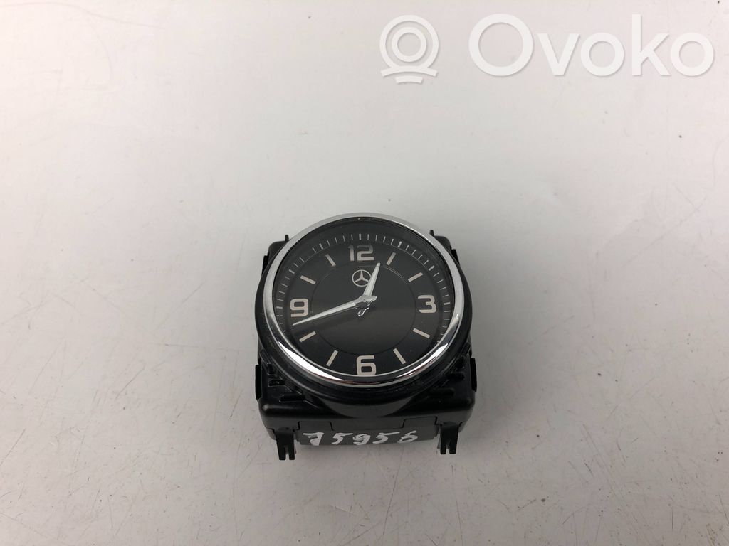 Mercedes-Benz E W213 Clock 