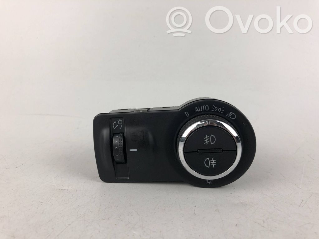 Opel Insignia A Interruptor de luz 