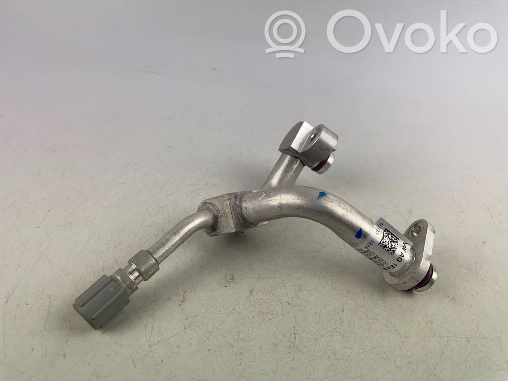 Audi Q4 e-tron Ilmastointilaitteen putki (A/C) 