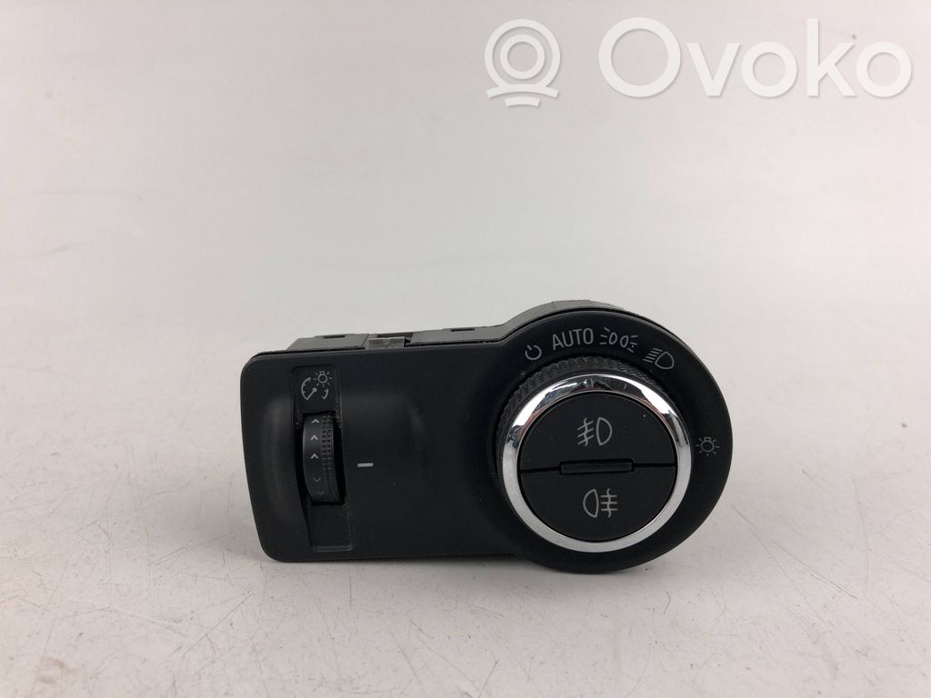 Opel Insignia A Interruptor de luz 