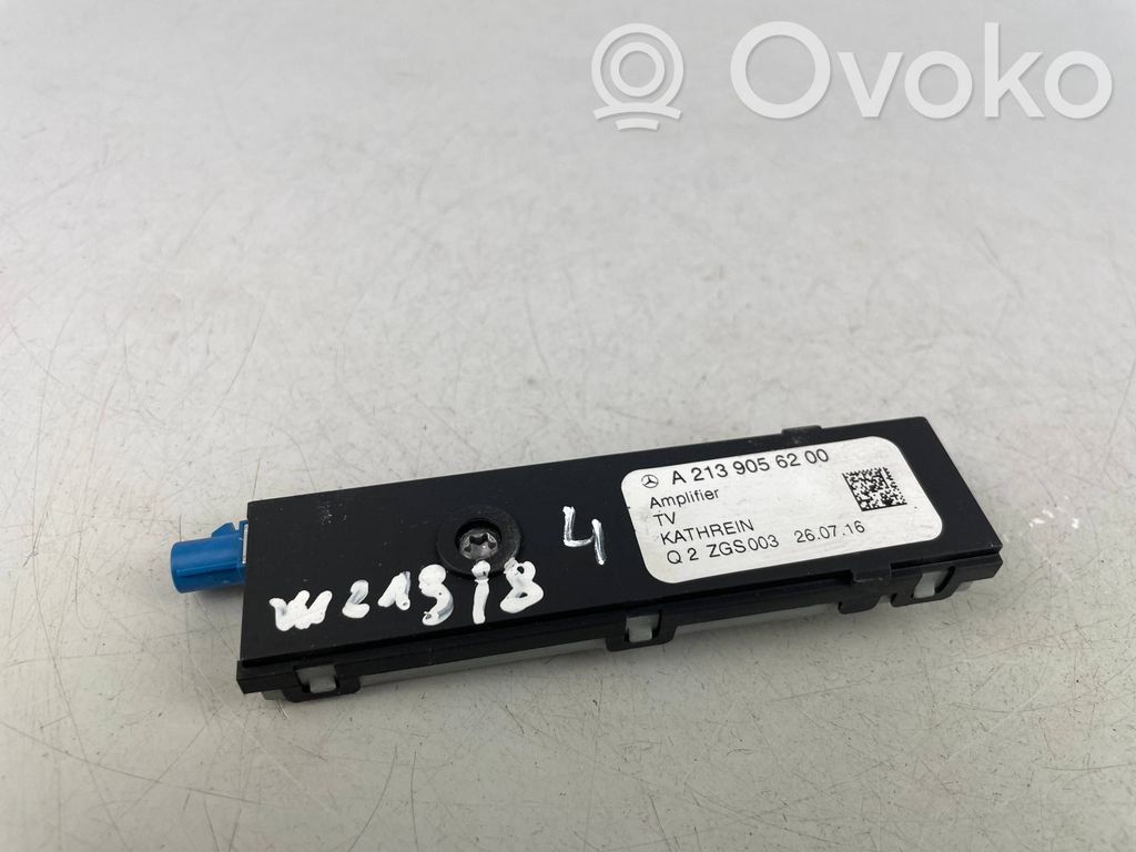 Mercedes-Benz E W213 Antenos stiprintuvas 