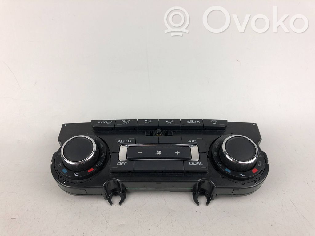 Skoda Superb B6 (3T) Climate control unit 