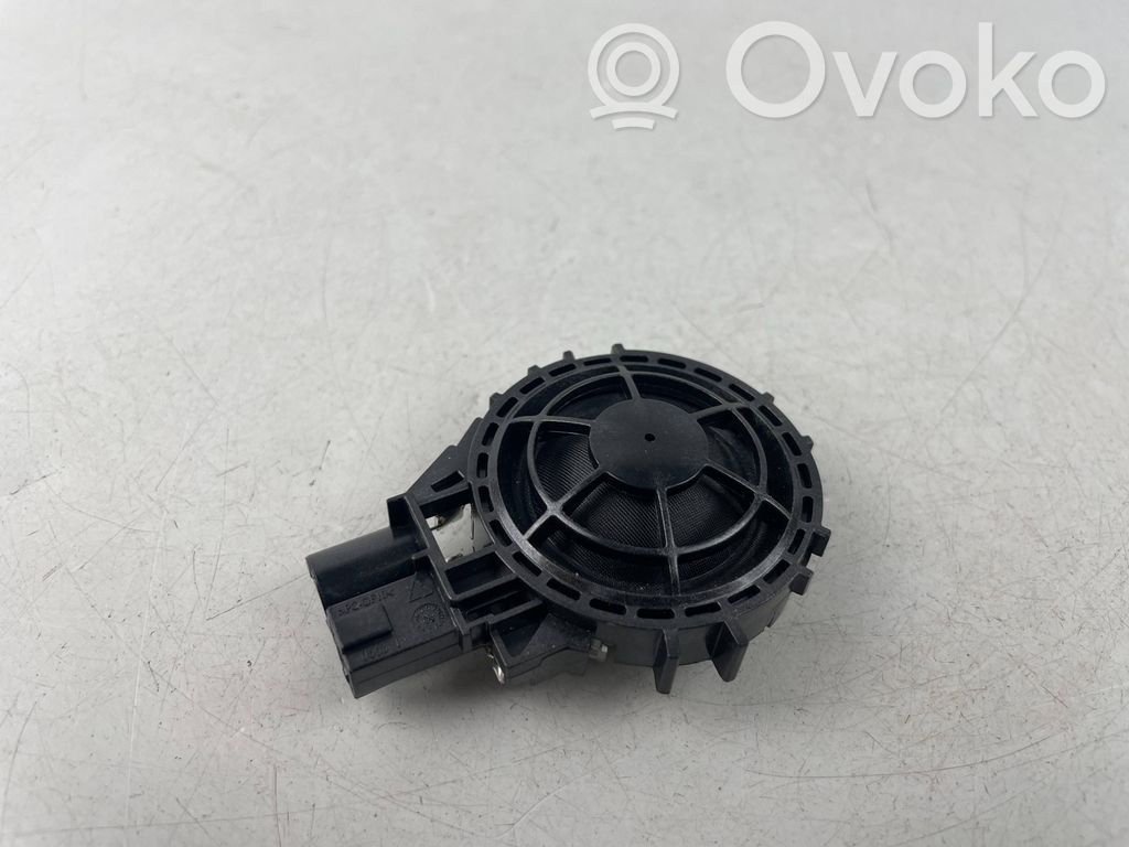 Audi e-tron Paneelikaiutin 