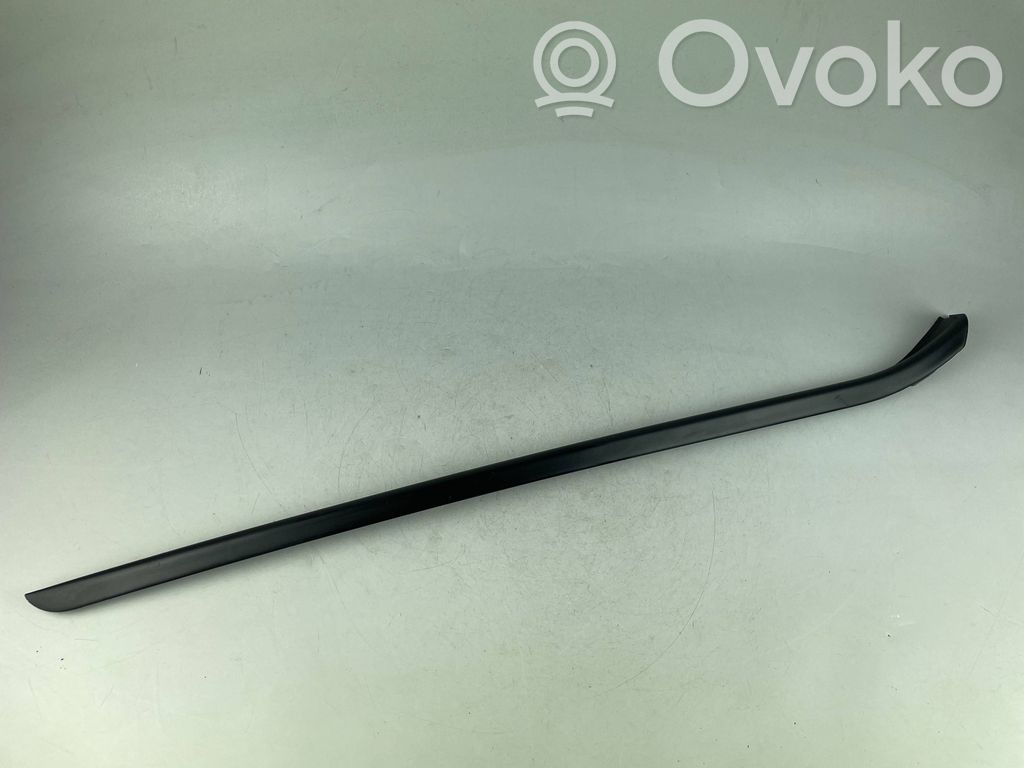 Audi e-tron Windshield trim 
