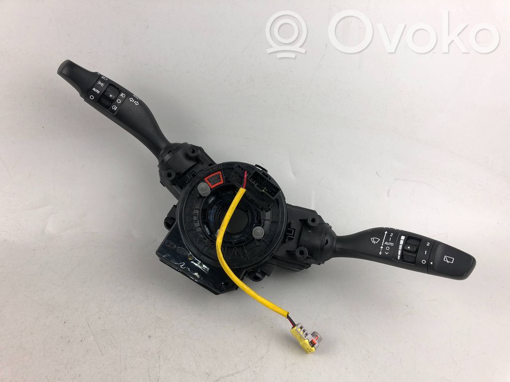 Hyundai i20 (GB IB) Interruptor de control multifunción 