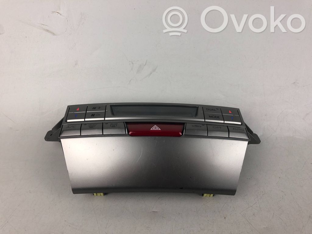 Subaru Outback Climate control unit 