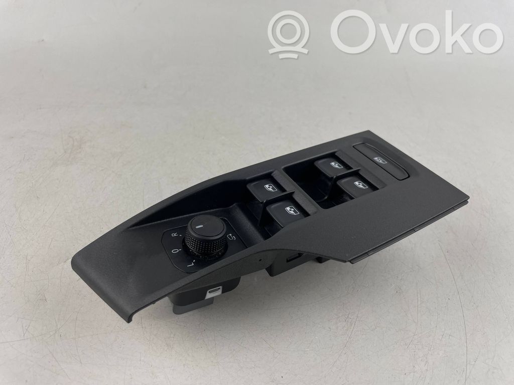 Seat Arona Electric window control switch 