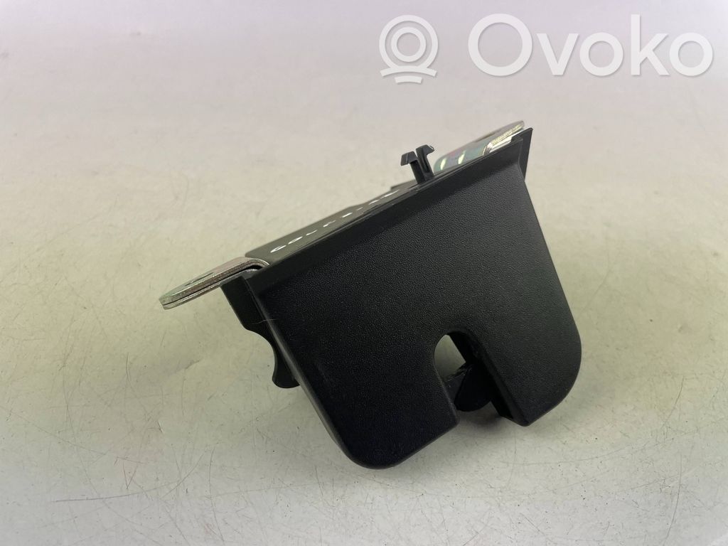 Volkswagen Golf VIII Tailgate/trunk/boot lock/catch/latch 