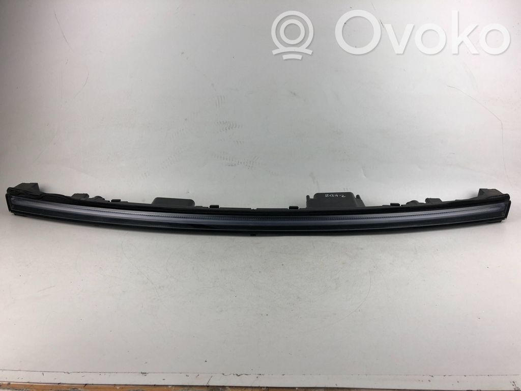 Mercedes-Benz EQA LED-Tagfahrscheinwerfer 