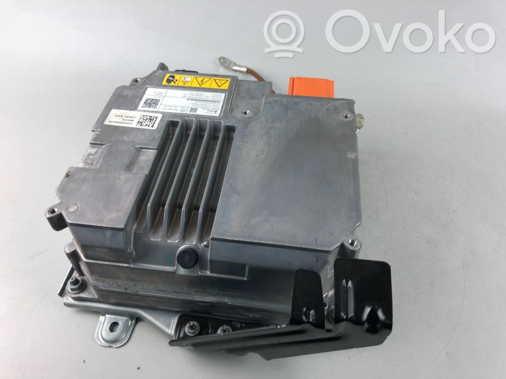 Mercedes-Benz EQA Convertisseur / inversion de tension inverseur 