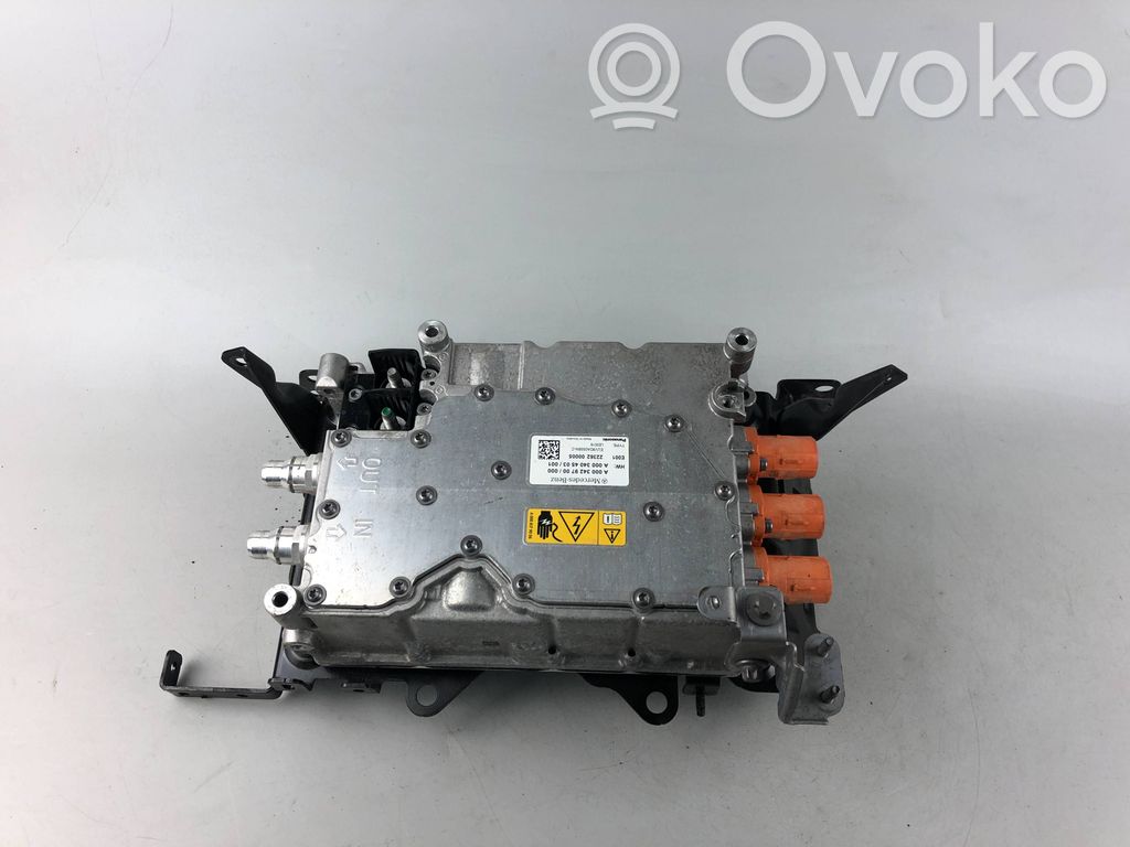 Mercedes-Benz EQA Inversor/convertidor de voltaje 