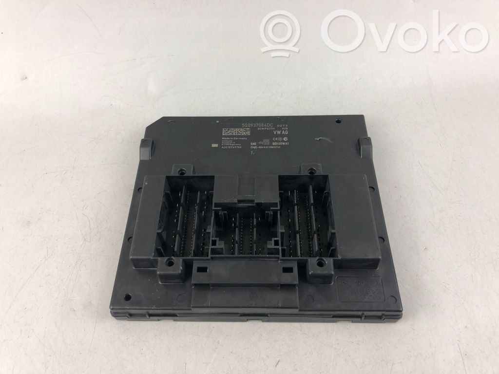 Volkswagen Tiguan Komforto modulis 