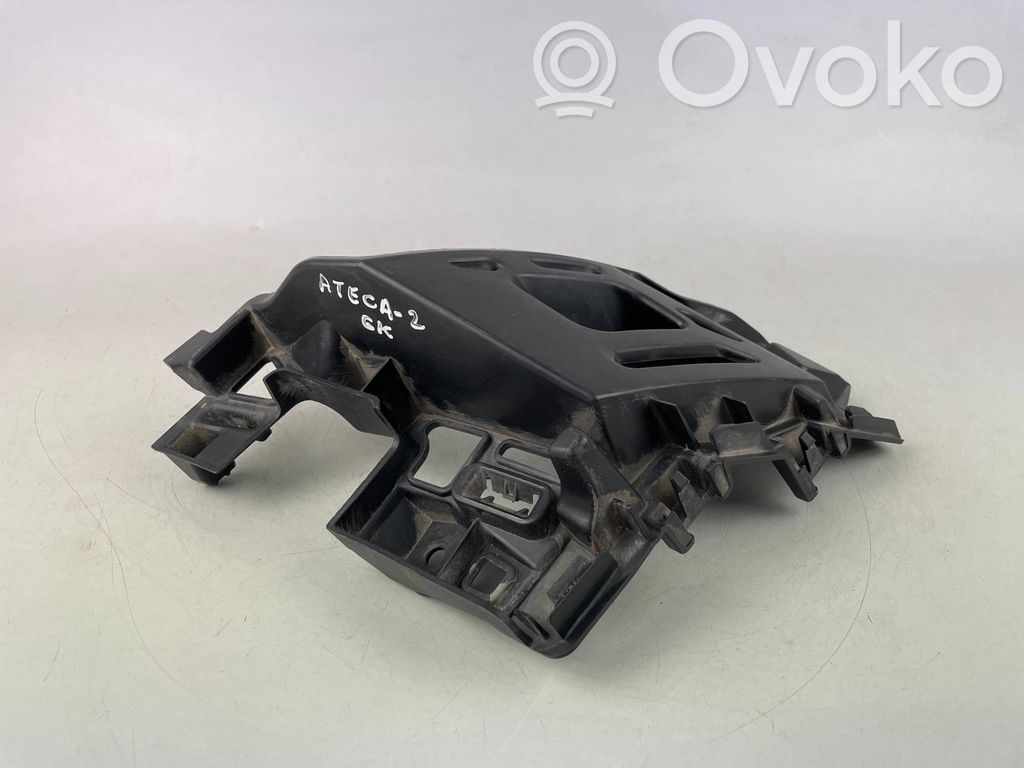 Seat Ateca Soporte de montaje del parachoques trasero 