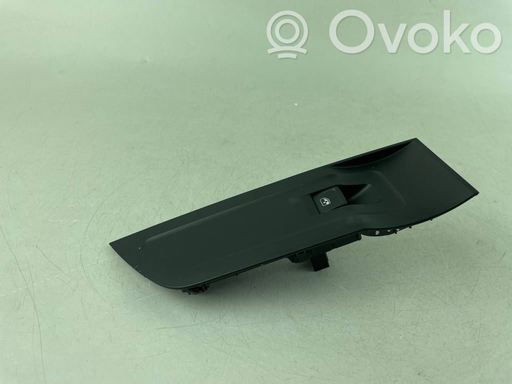 Skoda Superb B8 (3V) Electric window control switch 
