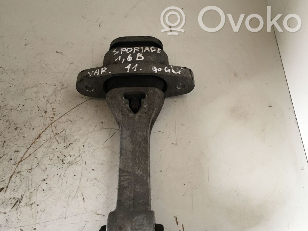 KIA Sportage Engine mount bracket 