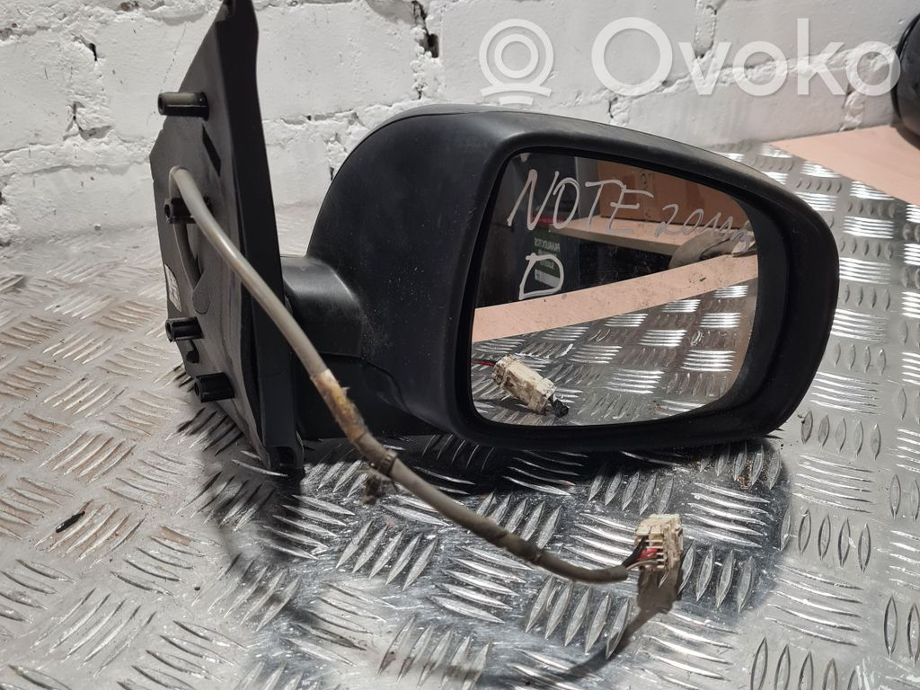 Front door electric wing mirror