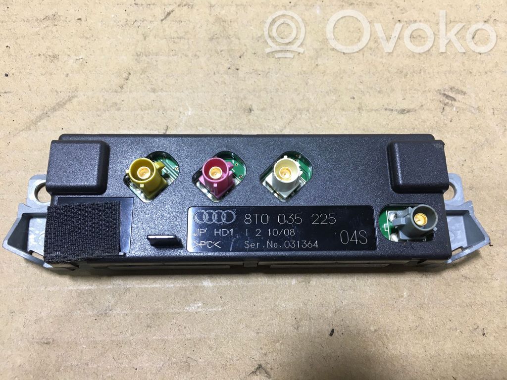 Audi A5 8T 8F Antenos stiprintuvas 