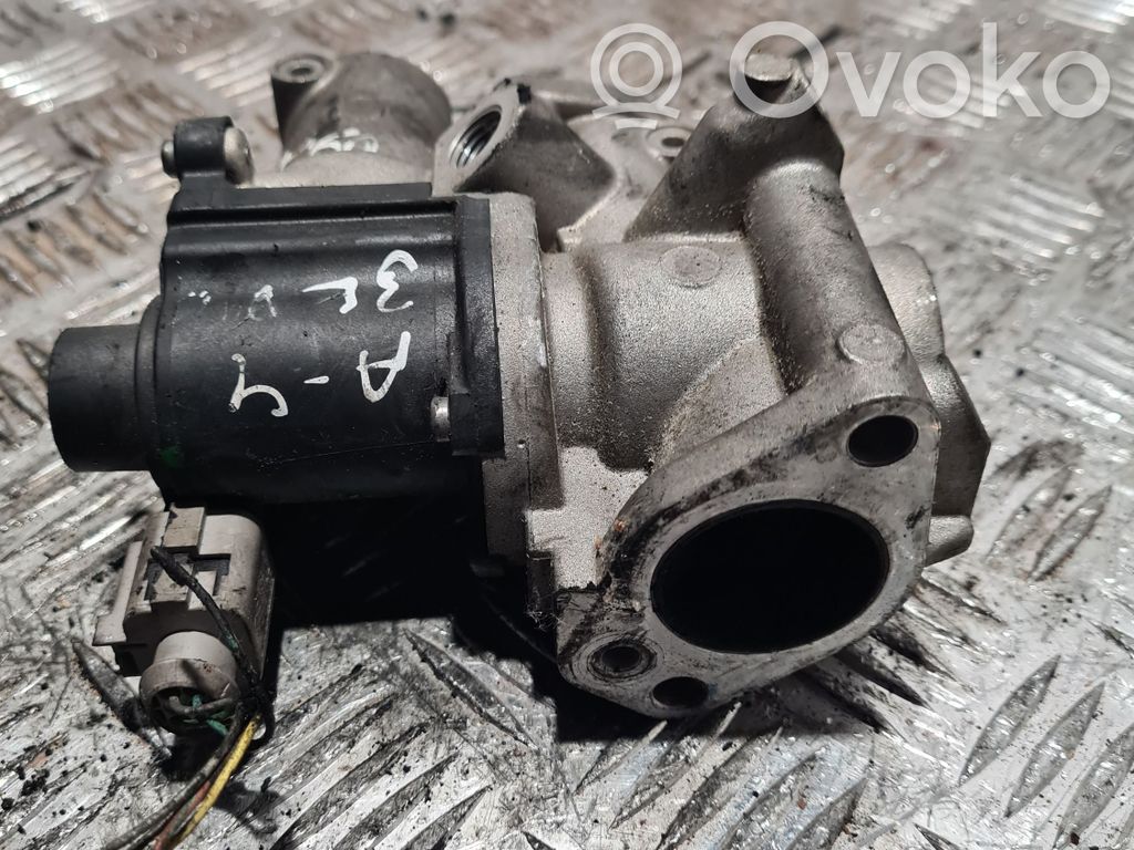 Audi A4 S4 B8 8K EGR-venttiili 