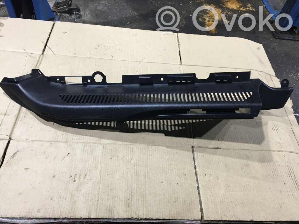 Other trunk/boot trim element   6981054