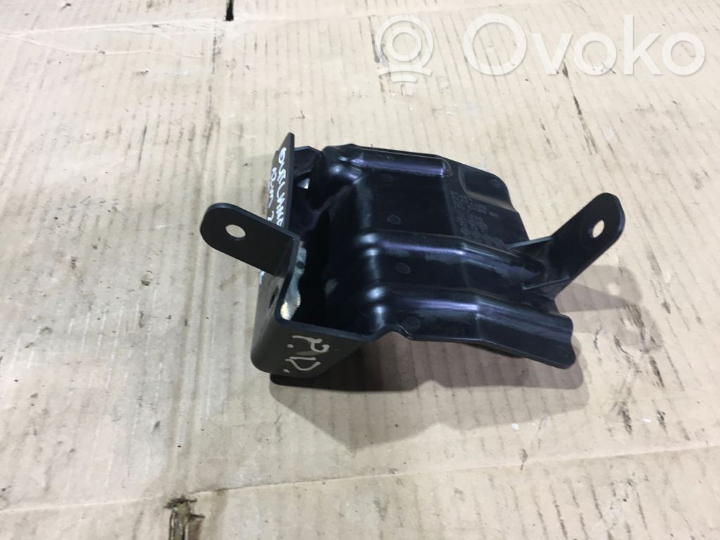 Muu moottoritilan osa   6400A480