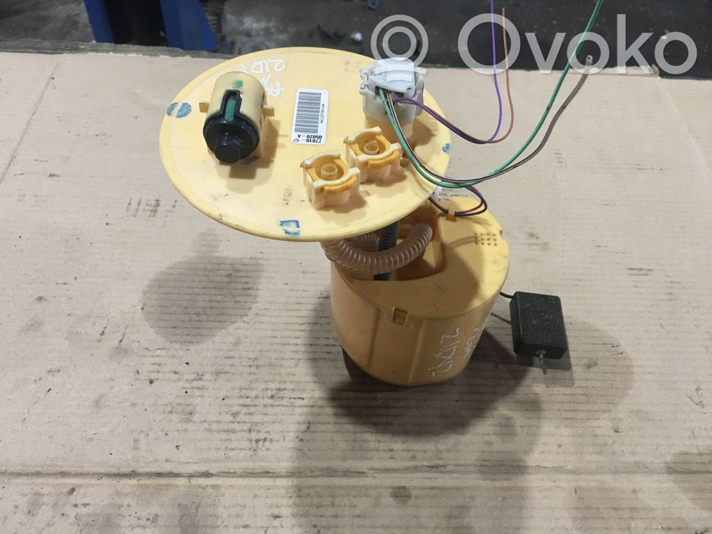 Toyota Avensis T270 Sensor de nivel de combustible 
