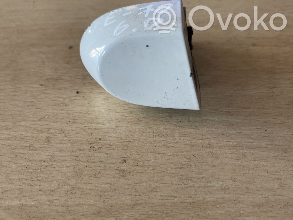 BMW X5 E70 Tapa manecilla puerta trasera 