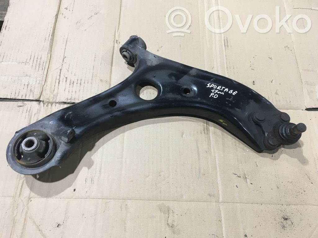 KIA Sportage Front lower control arm/wishbone 