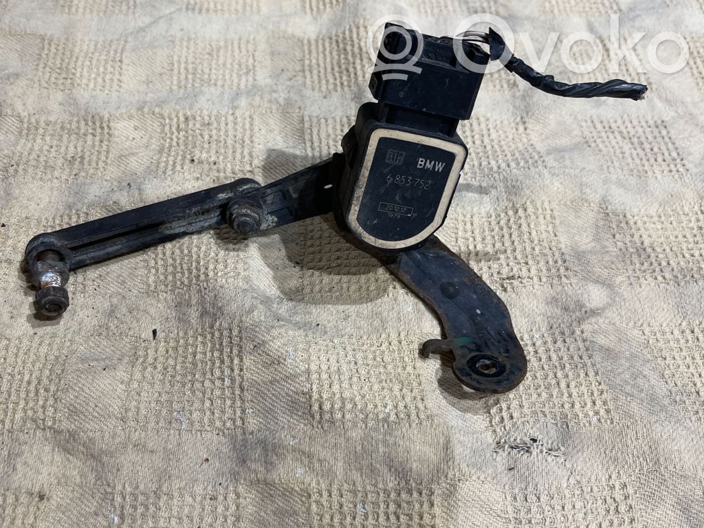 BMW X5 E70 Air suspension front height level sensor 