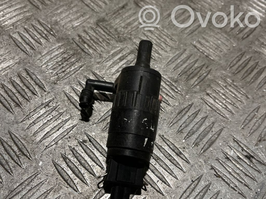 Opel Corsa D Windscreen/windshield washer pump 