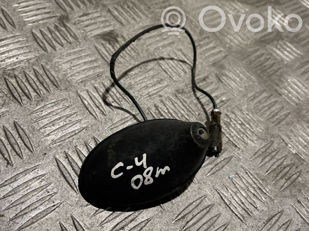 Citroen C4 I GPS-pystyantenni 