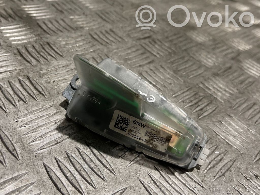 BMW 5 F10 F11 Antena (GPS antena) 
