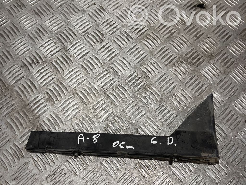 Audi A8 S8 D3 4E Galinis laikiklis bamperio 