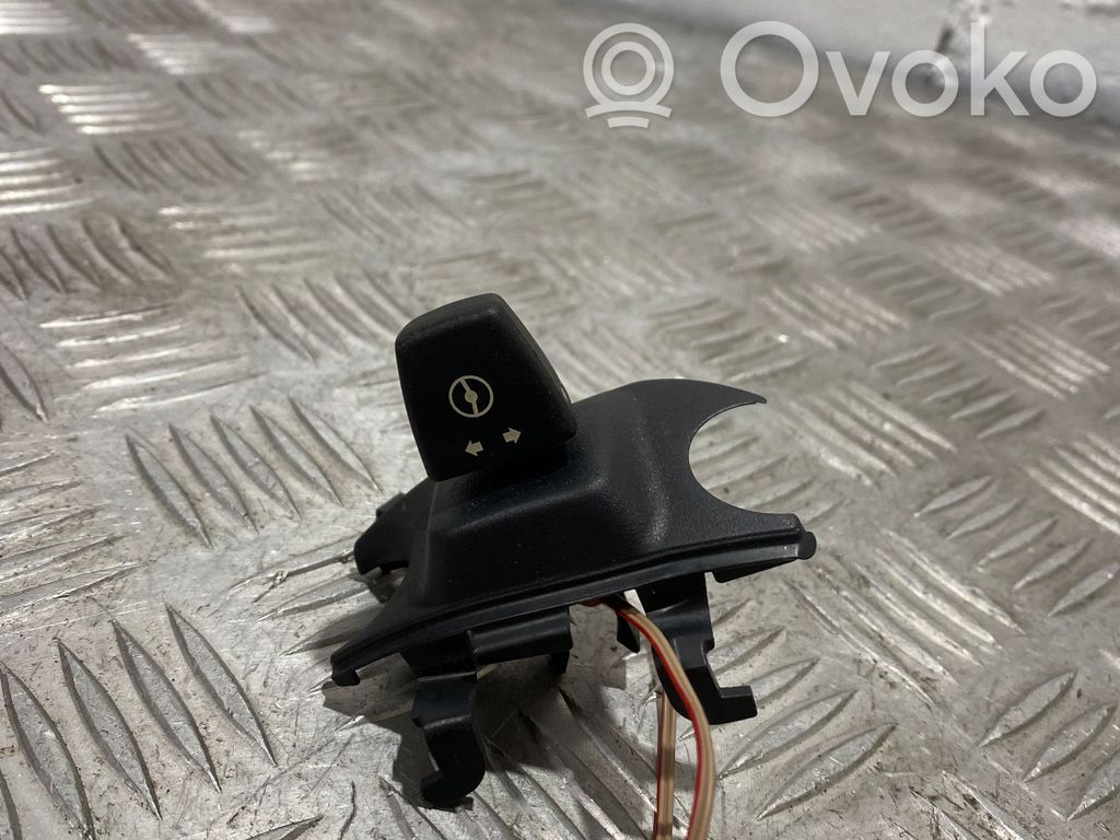 BMW X5 E70 Steering wheel adjustment switch 