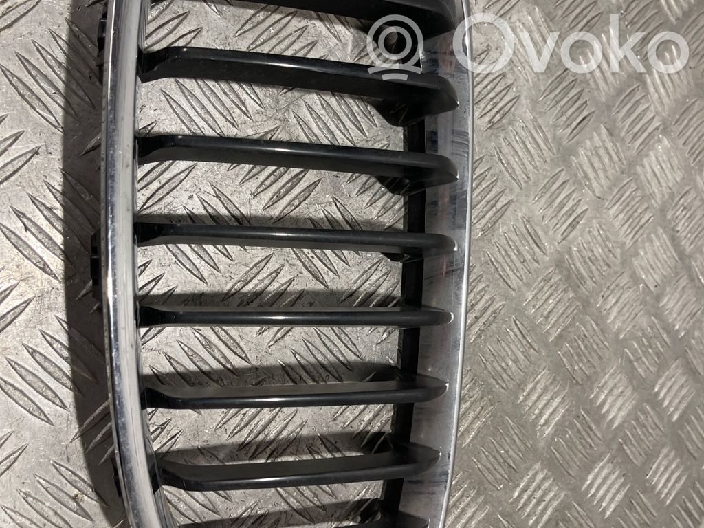 BMW 1 F20 F21 Front bumper upper radiator grill 