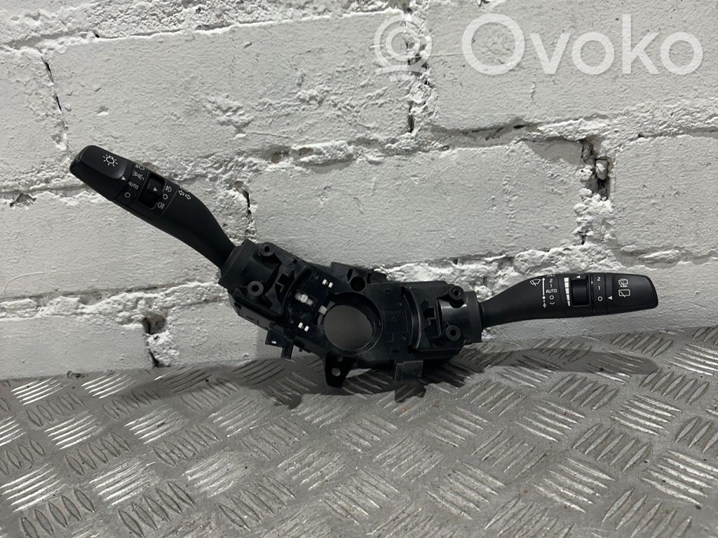 KIA Sportage Interruptor/palanca de limpiador de luz de giro 
