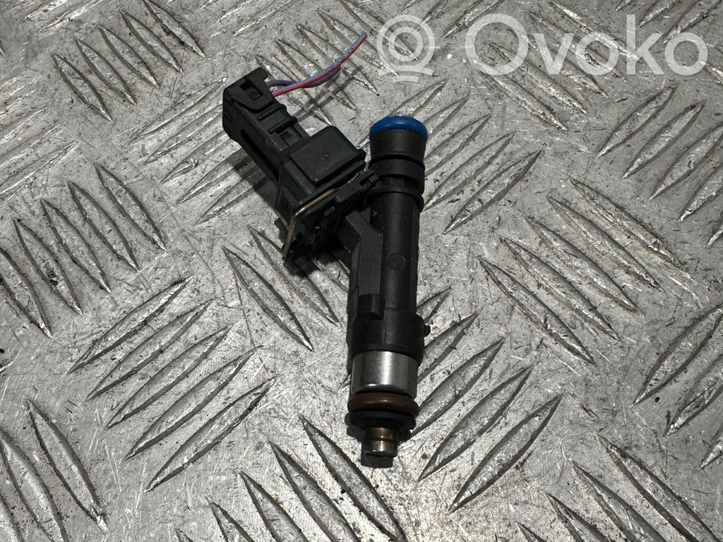 Opel Meriva B Fuel injector 
