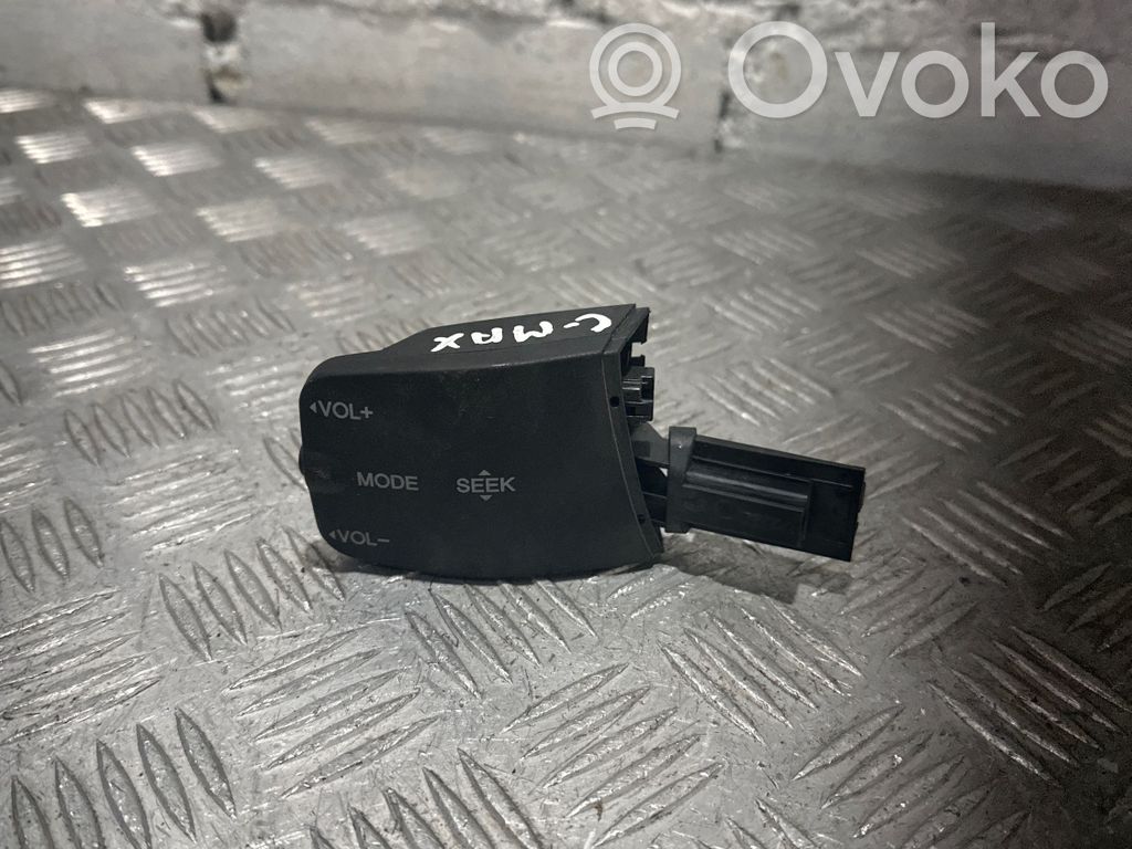 Multifunctional control switch/knob   758710