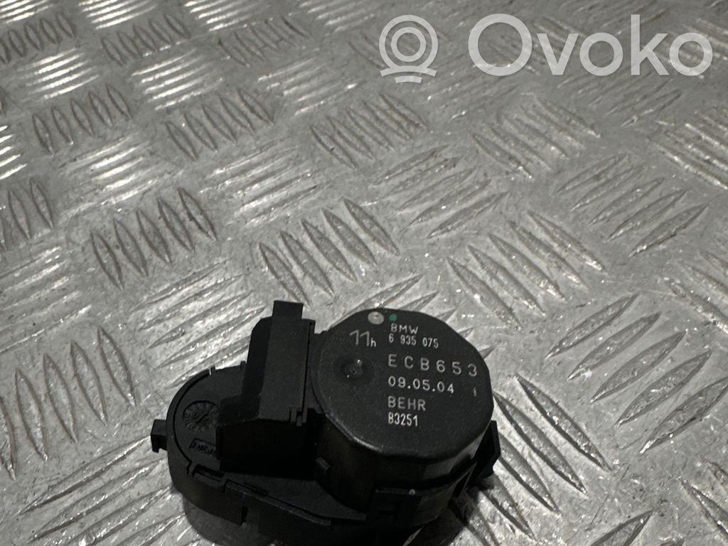 Oro sklendės varikliukas   6935075