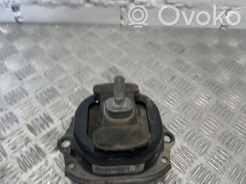 BMW X5 F15 Engine mount bracket 