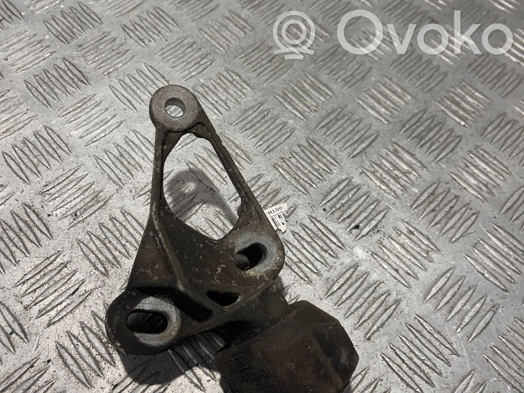 Audi A4 S4 B8 8K Engine mount bracket 