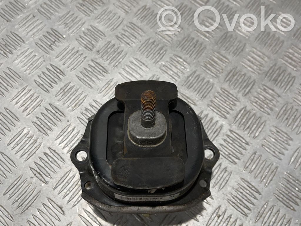 BMW X5 F15 Engine mount bracket 