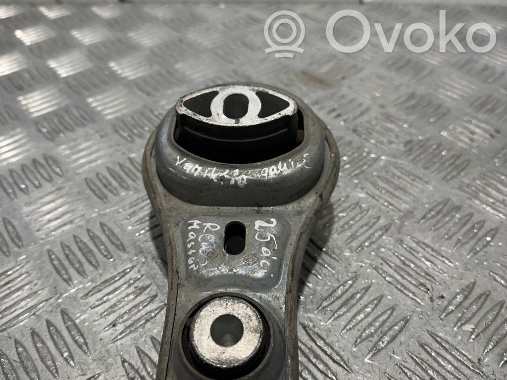 Renault Master III Engine mount bracket 