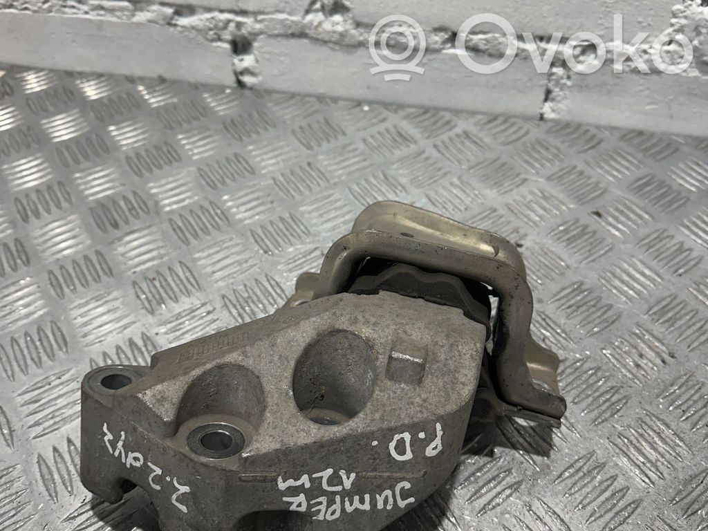 Citroen Jumper Engine mount bracket 