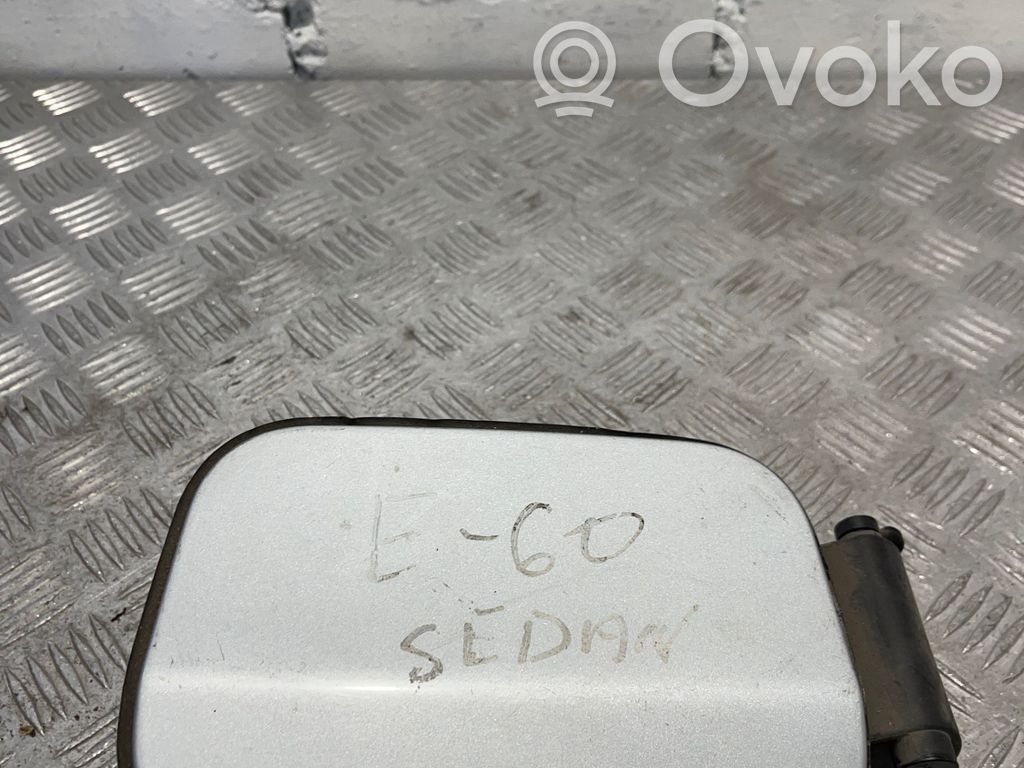 BMW 5 E60 E61 Degalų bako dangtelis 
