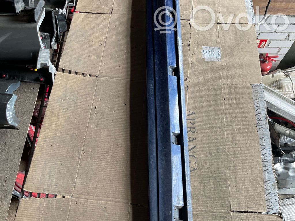 Volkswagen PASSAT CC Moldura protectora del borde delantero 