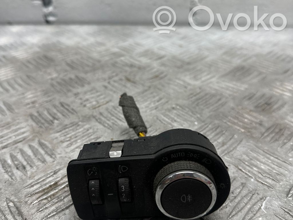 Opel Insignia A Light switch 