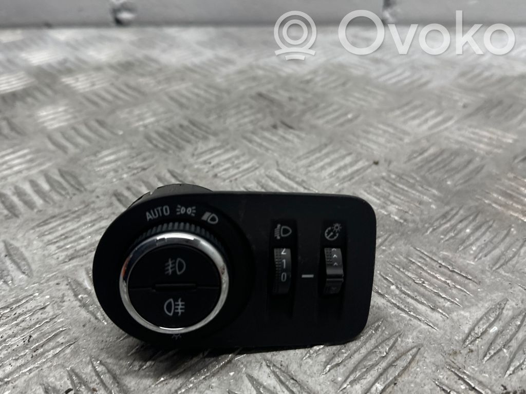 Opel Astra K Light switch 