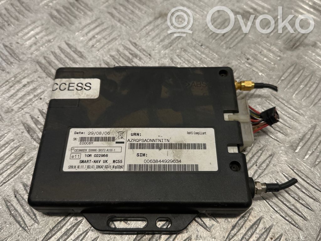Hyundai Santa Fe GPS navigation control unit/module 